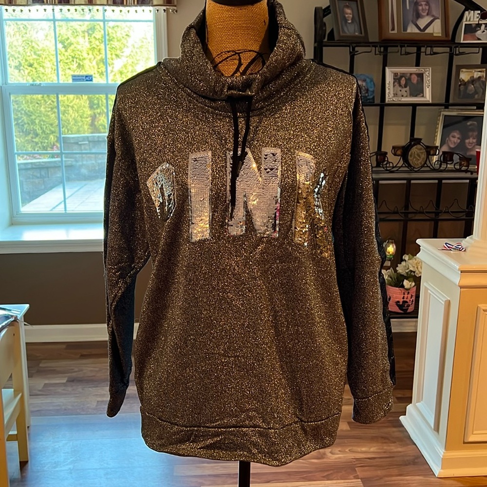 PINK Victoria’s Secret size M gray glittery sweatshirt  “pink” in flip sequins